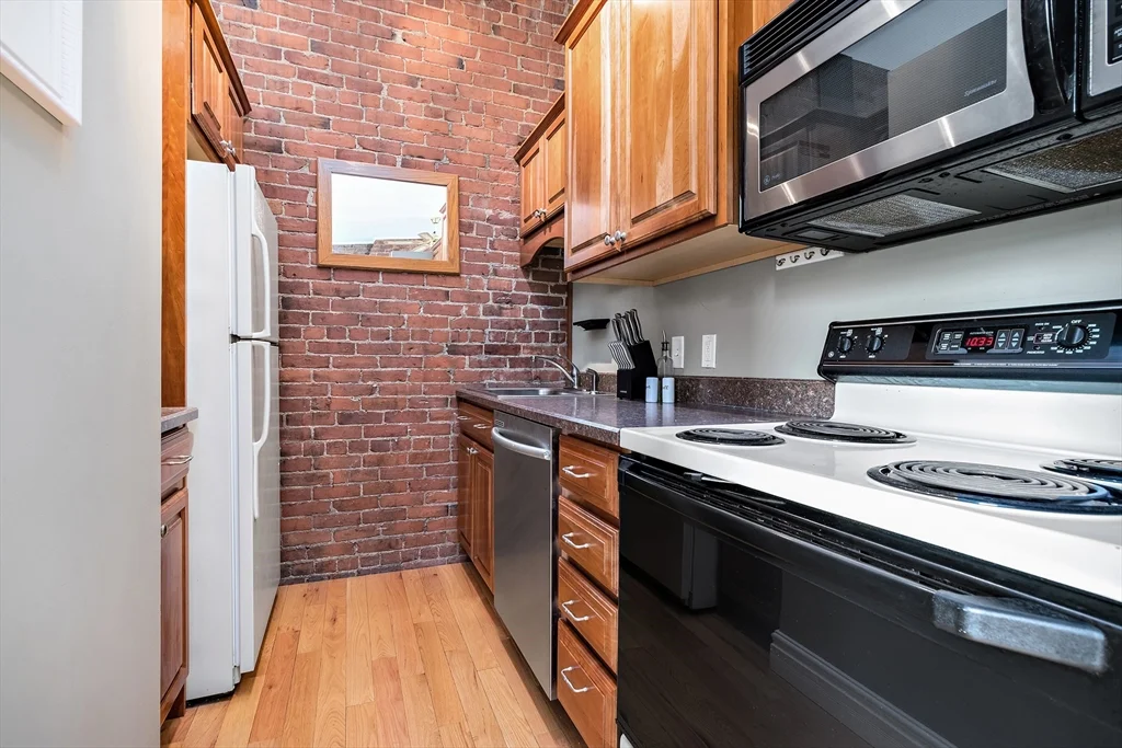 127 Marlborough St, Back Bay