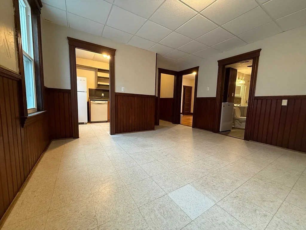 38 Ames St, Worcester