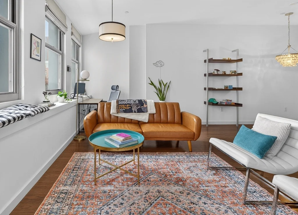 88 Kingston St, Midtown