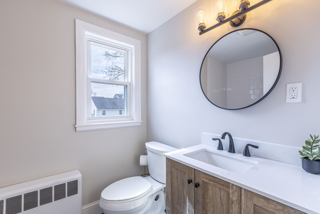 270 Cross St, Winchester