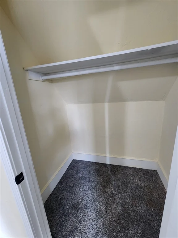 14 Everett, Middleboro