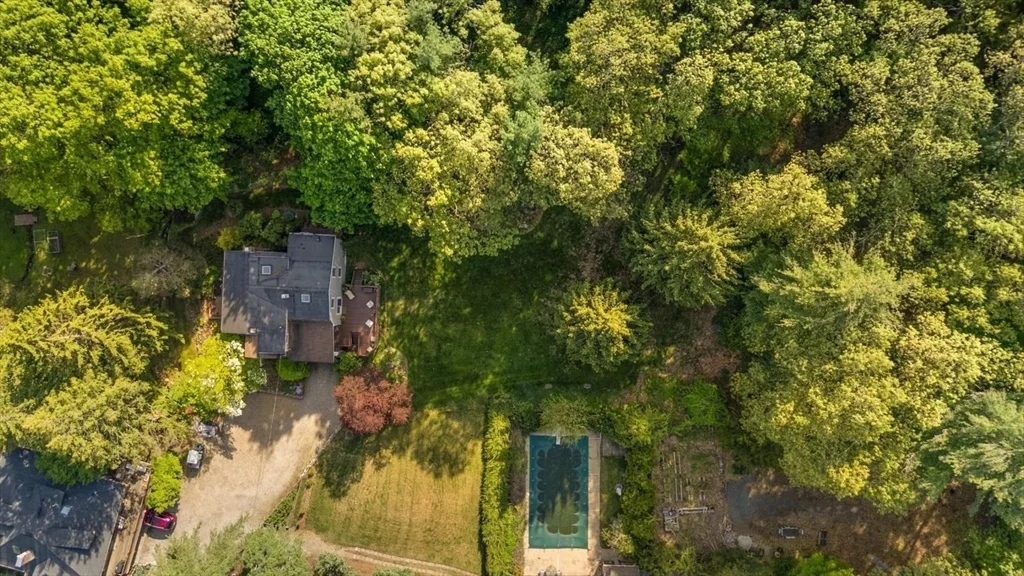 368 Main St, Lynnfield