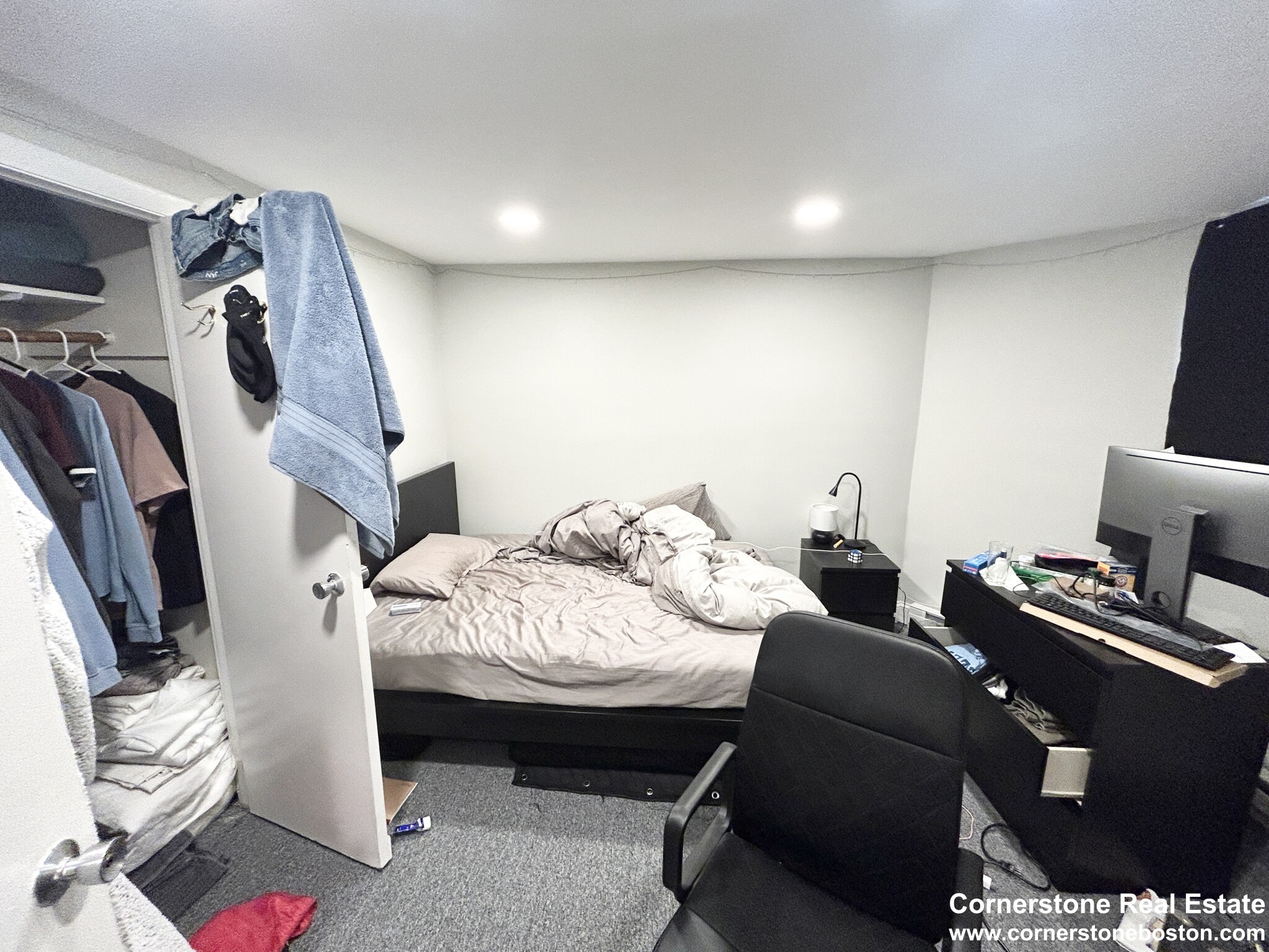 218 Columbia St, The Port