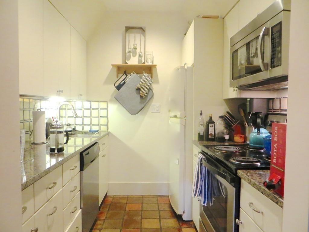 68 Waltham St, Boston