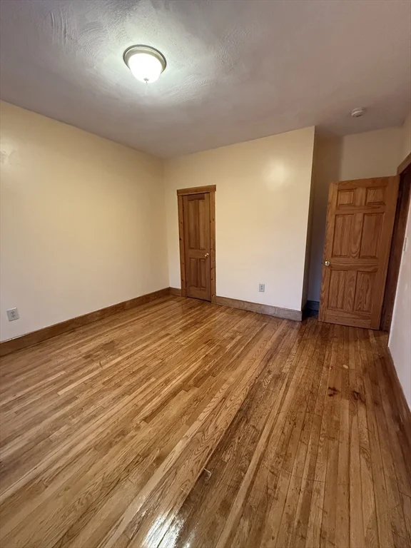 29 Almont St, Mattapan