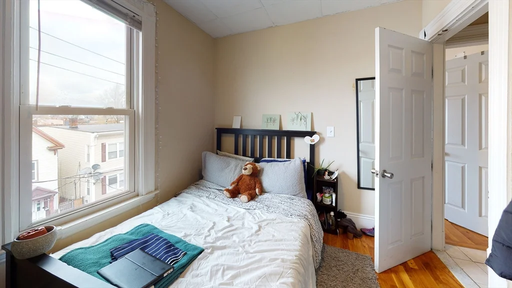 27 Falcon, East Boston