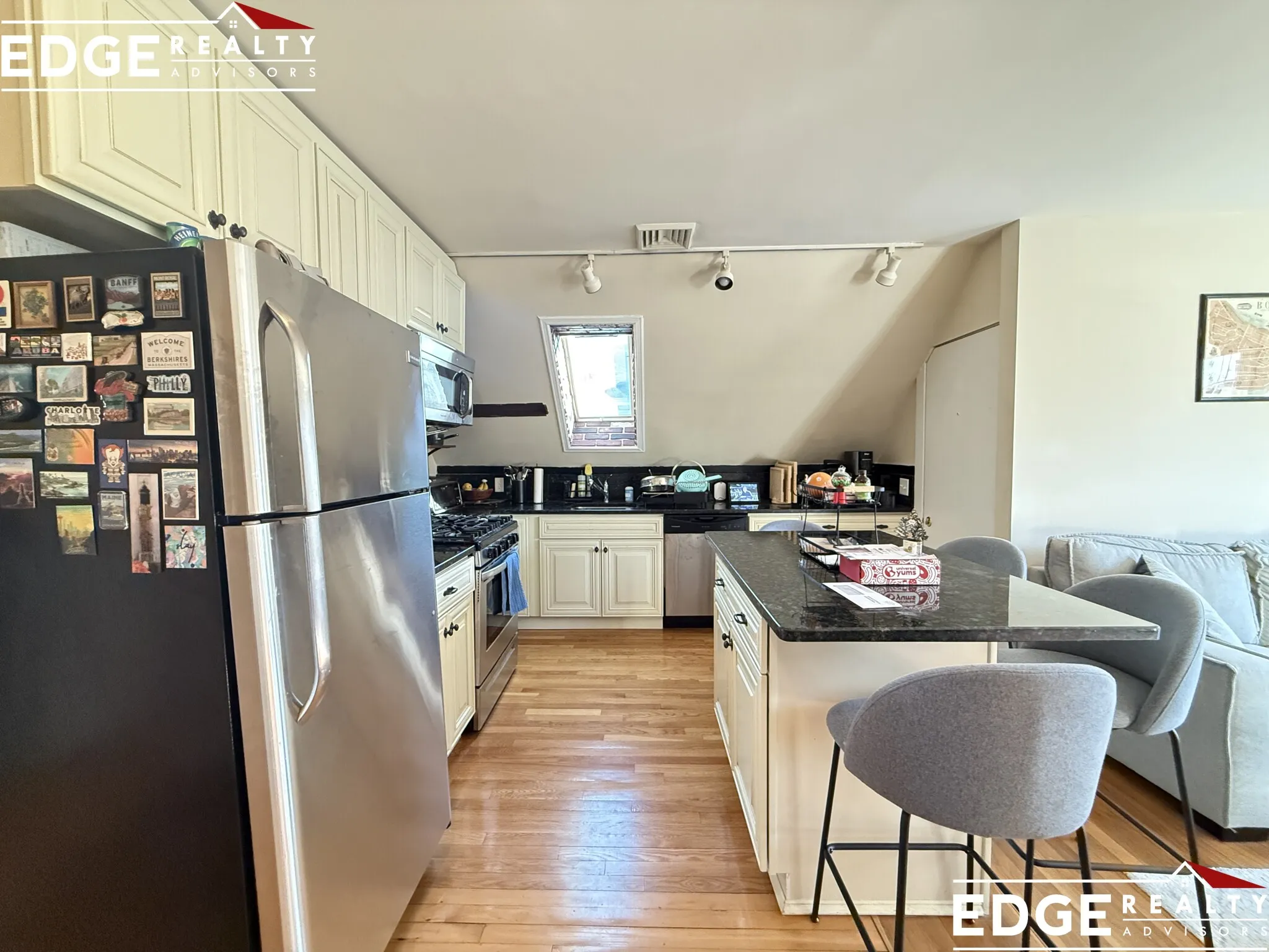 9 Mapleton St, Brighton