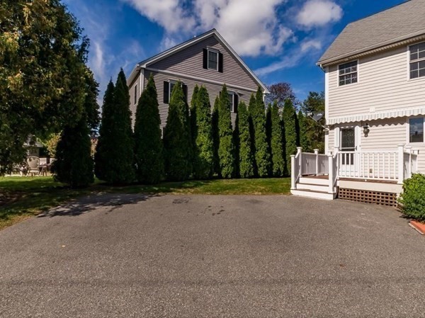 37 Hiawatha Ave, Waltham