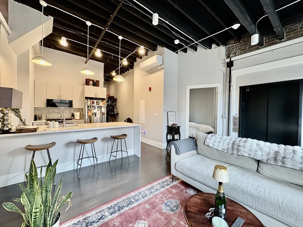 281 Franklin St, Boston Downtown