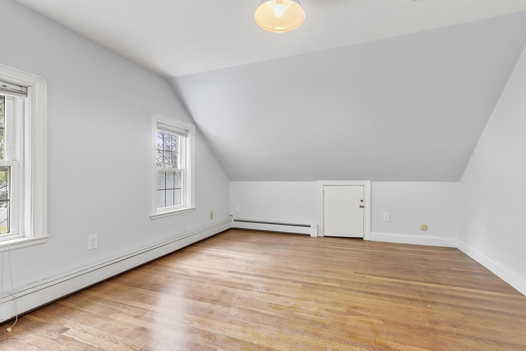 1 Martin Rd, Wellesley