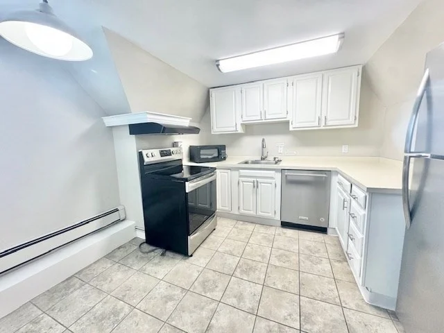 7 Berkmans, Worcester