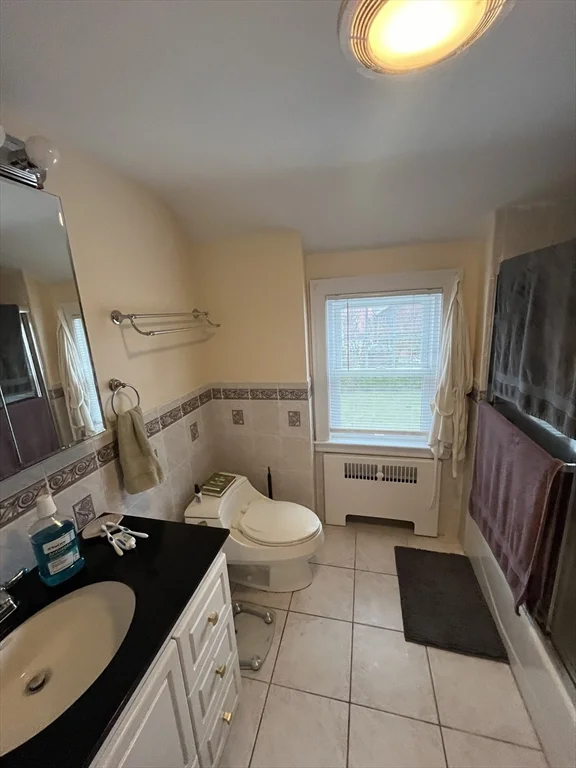 54 Mystic St, West Medford