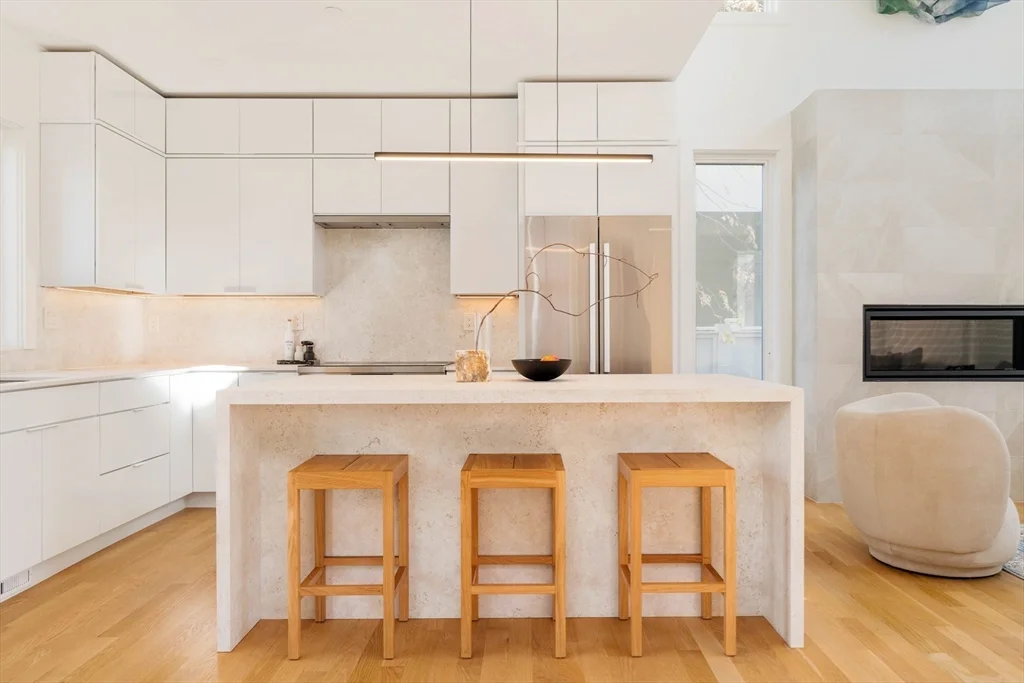 205 Pearl St, Cambridgeport