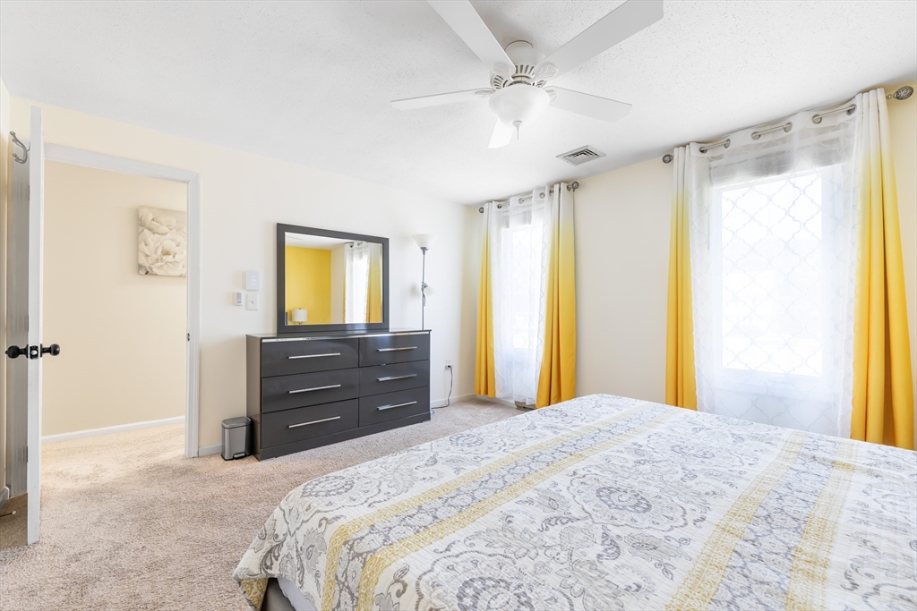 835 Mount Hope St, North Attleboro