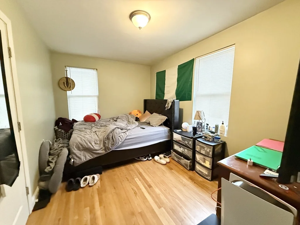 3977 Washington St, Jamaica Plain