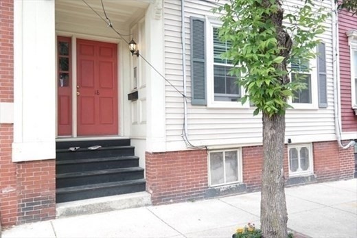 18 Union St, Charlestown