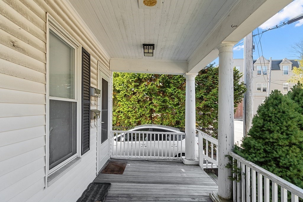 733 Hale St, Beverly Farms