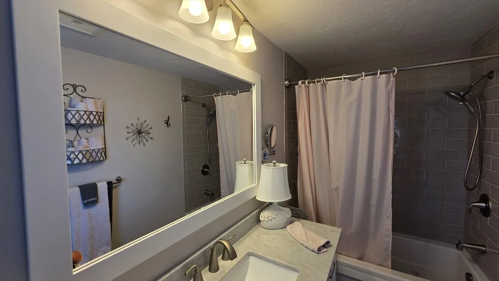 533 Prospect St, West Boylston