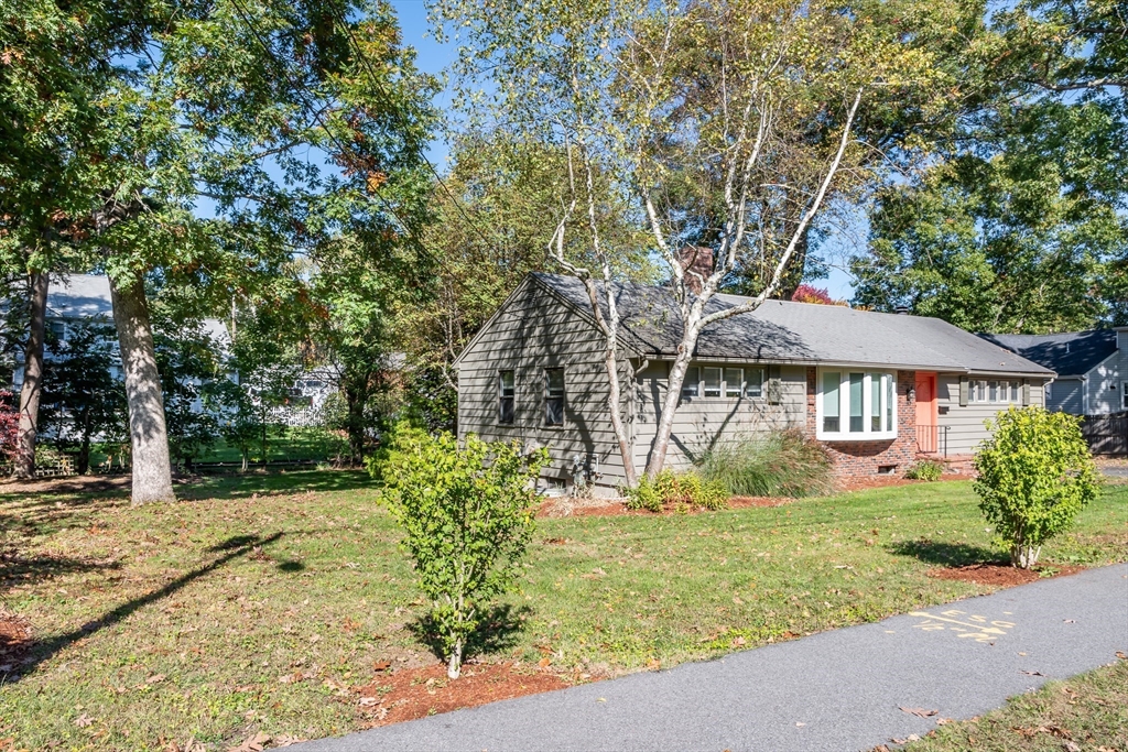 4 Paul St, North Natick