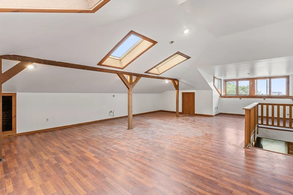 100-102 Main St, Gloucester