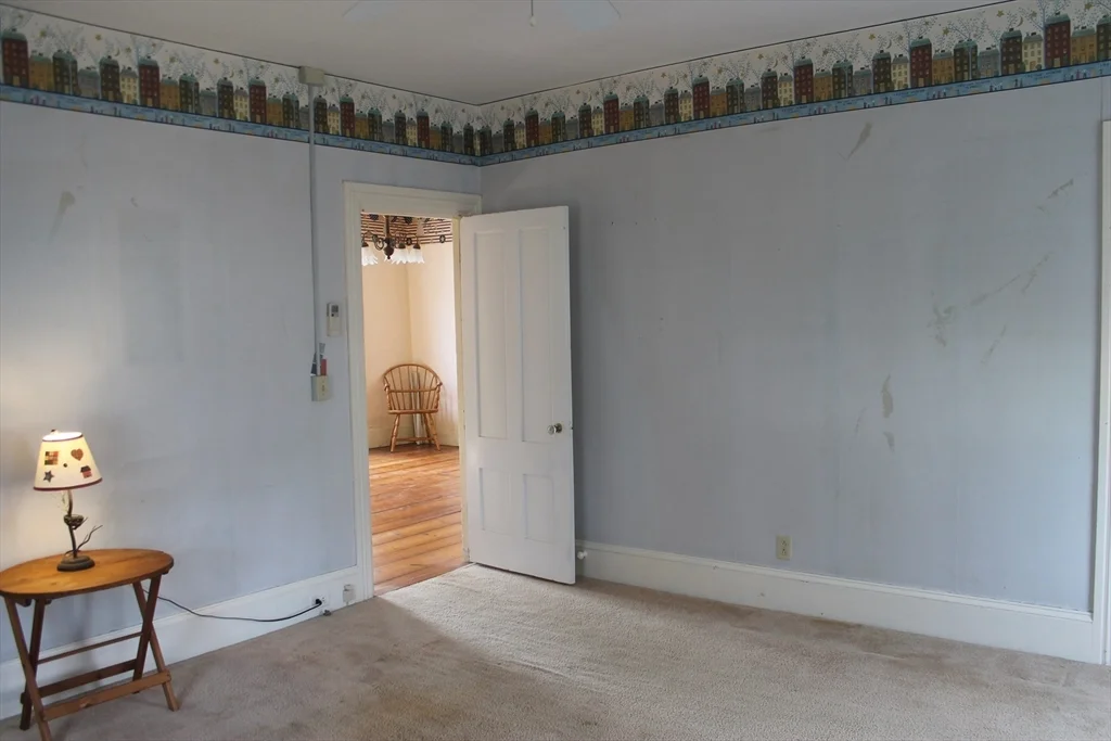 112 Cottage St, Franklin