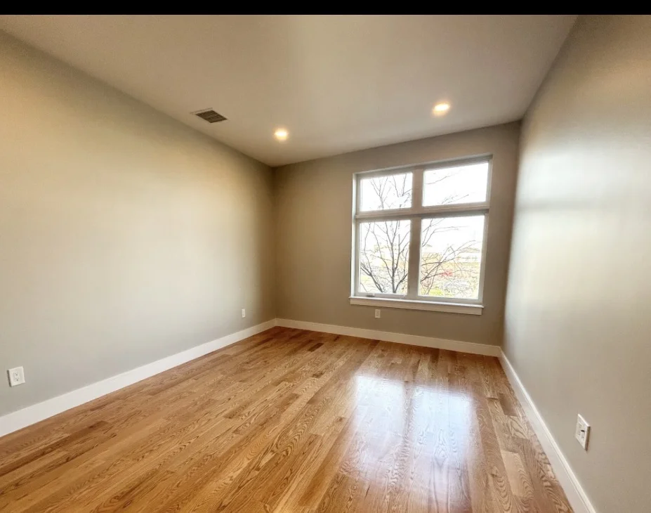 16 Baker Ct, Dorchester