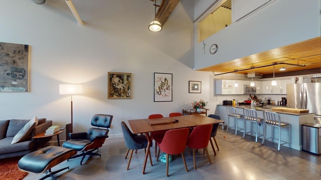 15 Richdale Ave, Neighborhood Nine