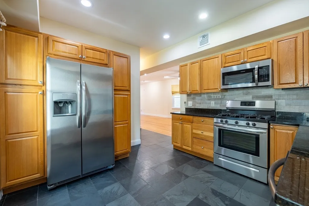 11 Juliette, Dorchester