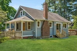 63 Pierrepont Rd, Newton Lower Falls