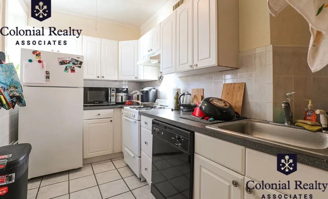 54 Egmont St, North Brookline