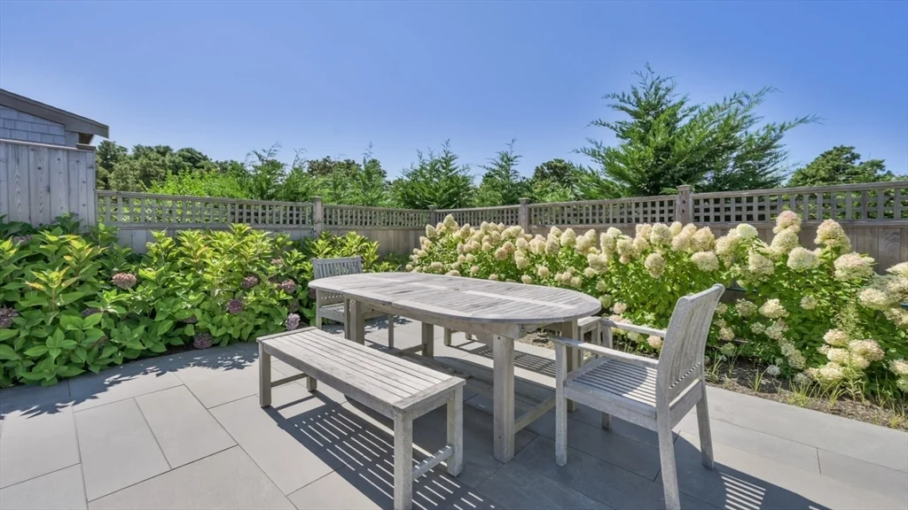 11 Miller Ln, Nantucket