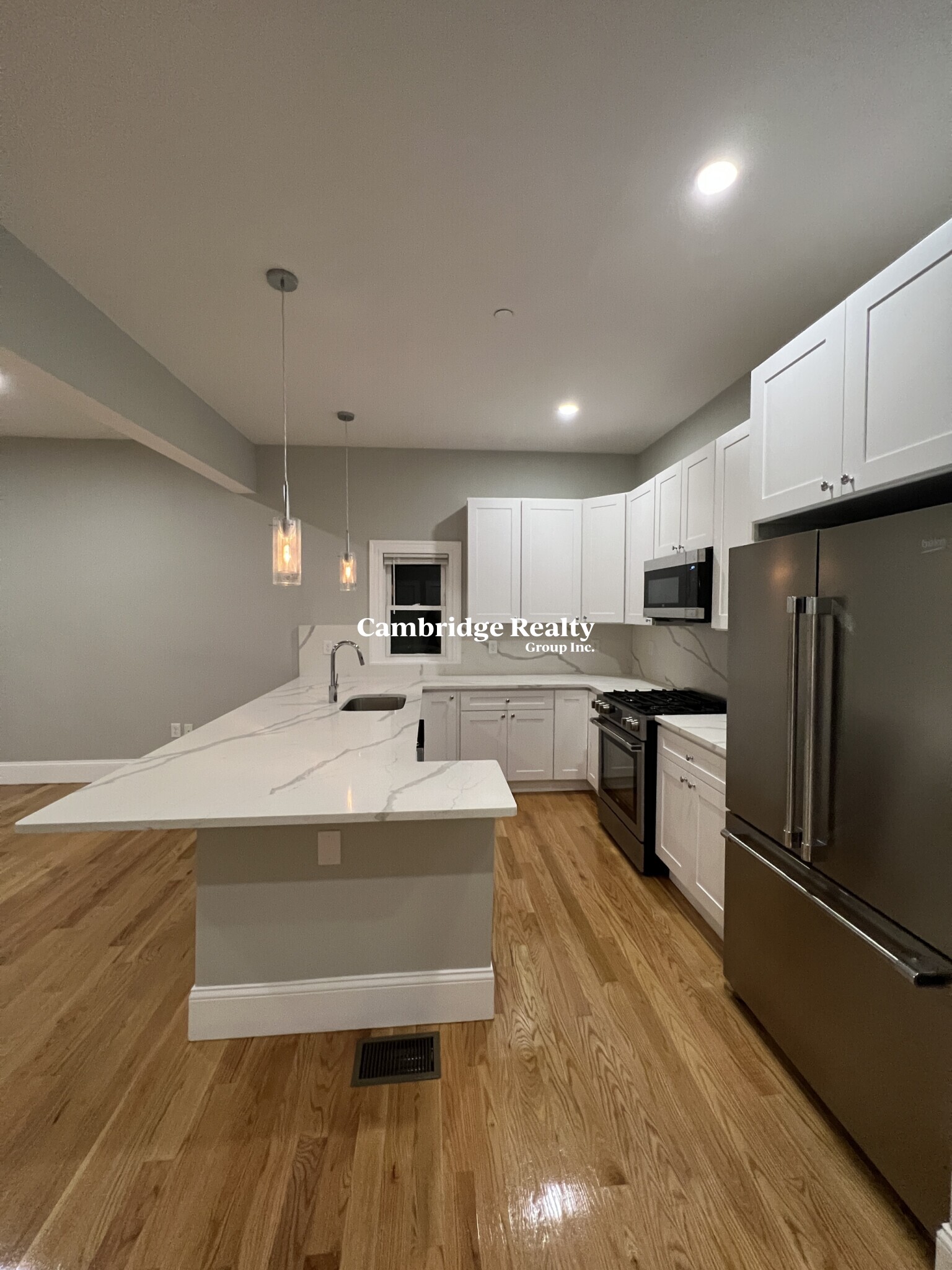 73 Pearl St, East Somerville