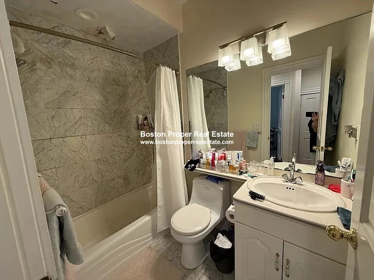 183 Saint Botolph St, Back Bay