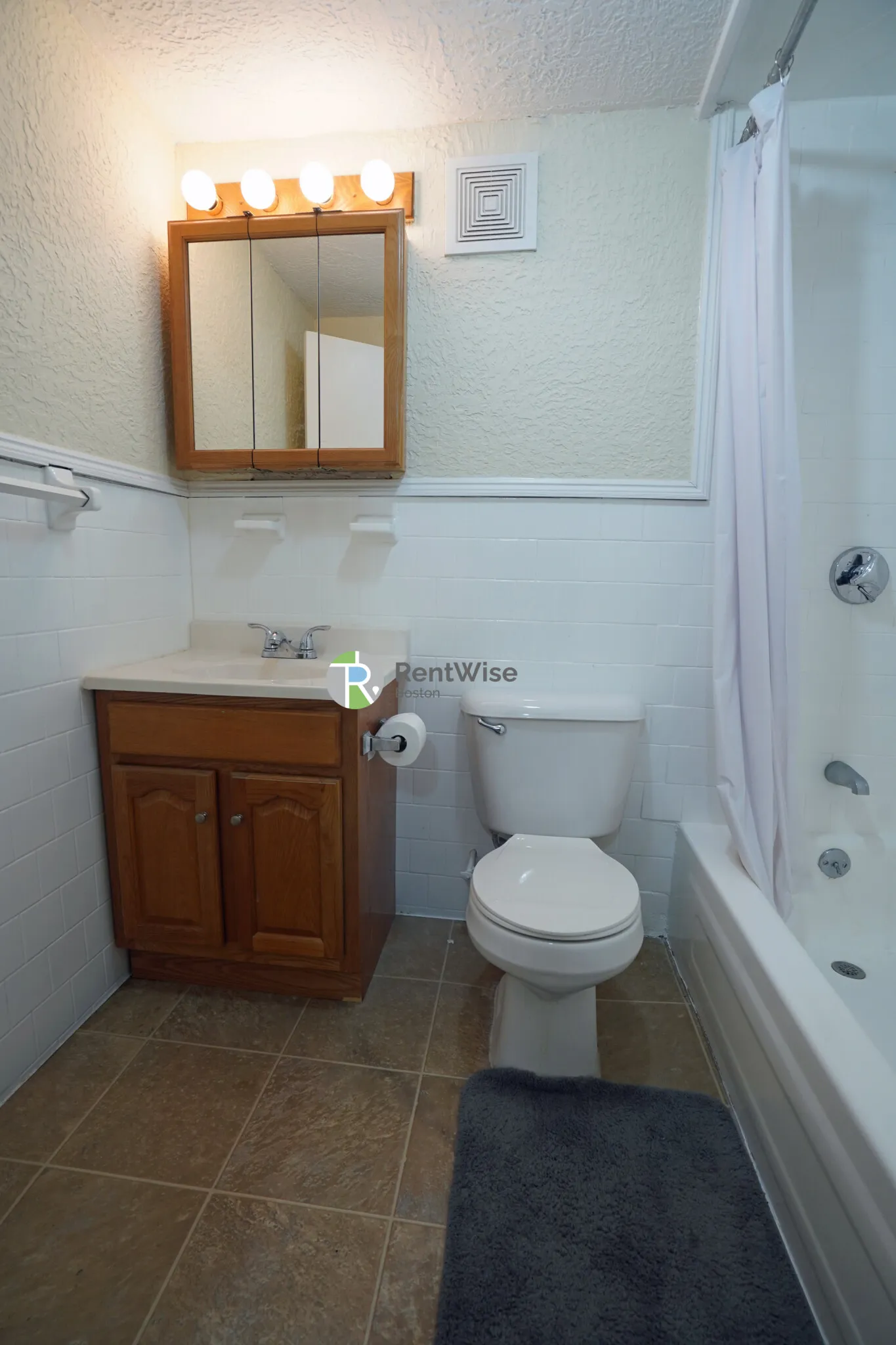 266 Chestnut Hill Ave, Brighton