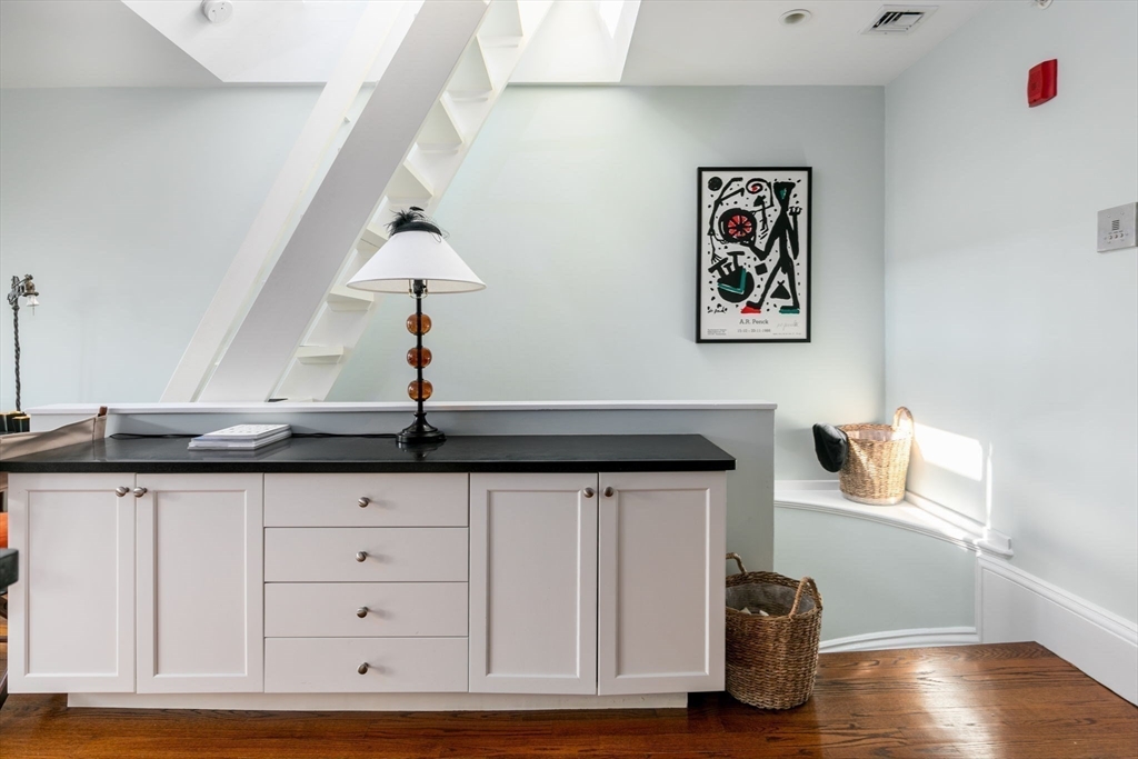 183 W Canton St, South End