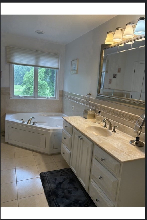 218 Rangeway Rd, Billerica