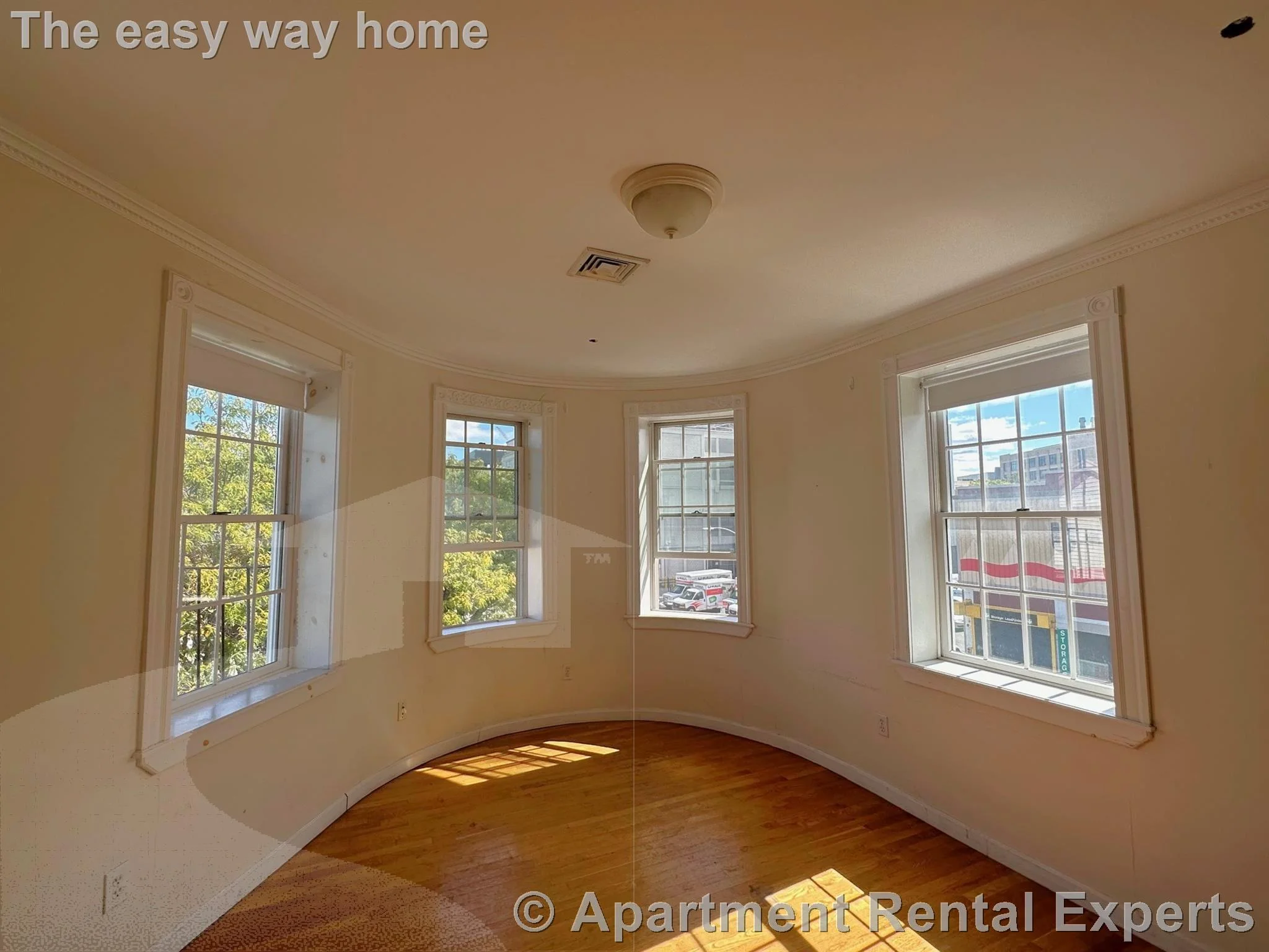 4 Bishop Allen Dr, Central Square