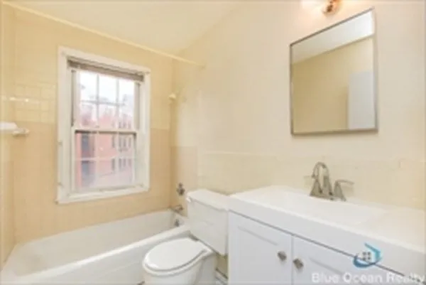 4 Wigglesworth St, Mission Hill