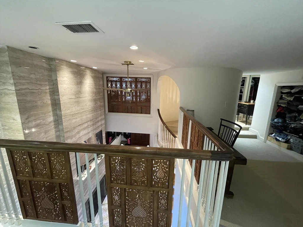 124 Beacon St, Back Bay