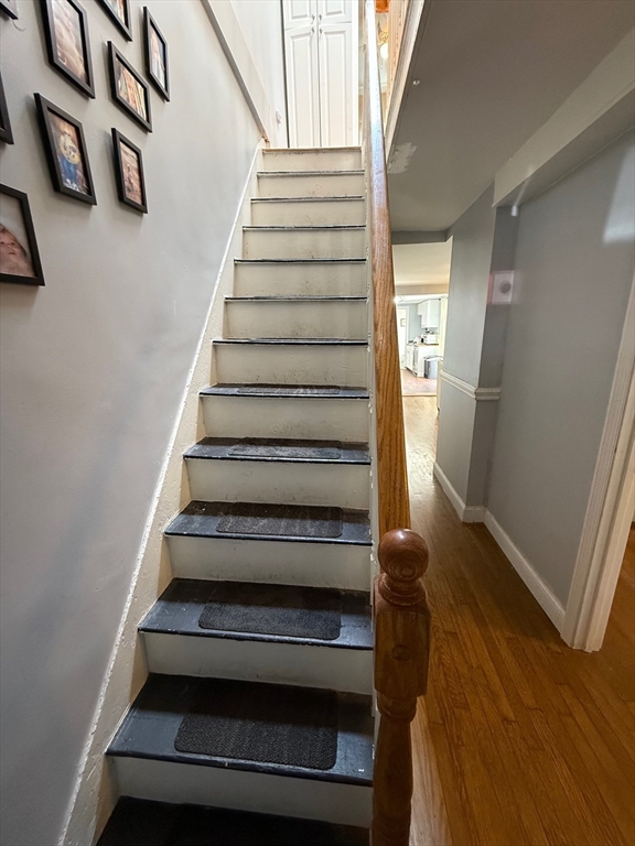 189 W Sixth St, South Boston