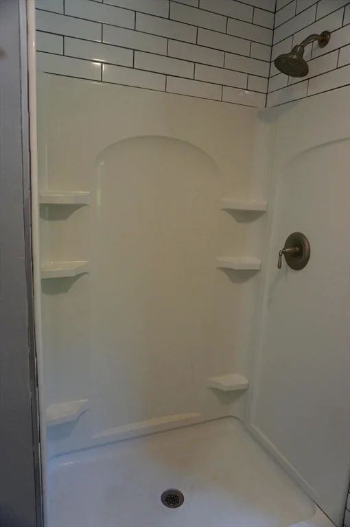 67 Mill St, Pepperell