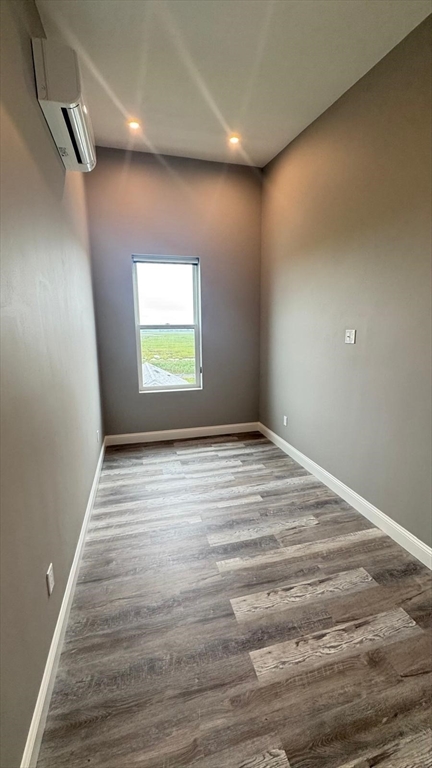 99 Temple St, Revere