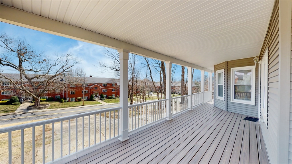 659 South St, Waltham