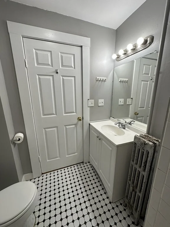 11 Sunset St, Mission Hill