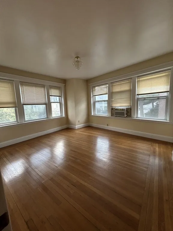 96 Saint Paul St, Coolidge Corner