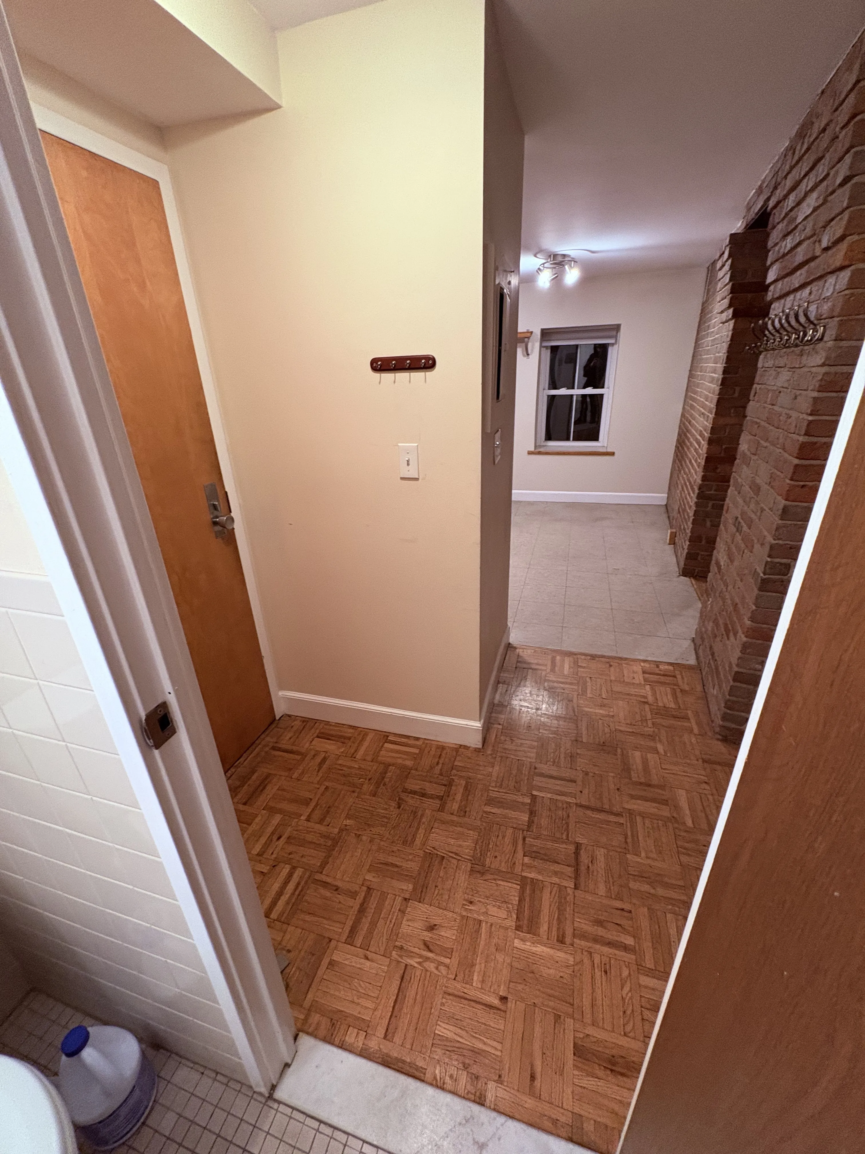 99 Fulton St, North End