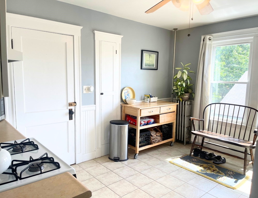 174 Ocean Ave West, Salem