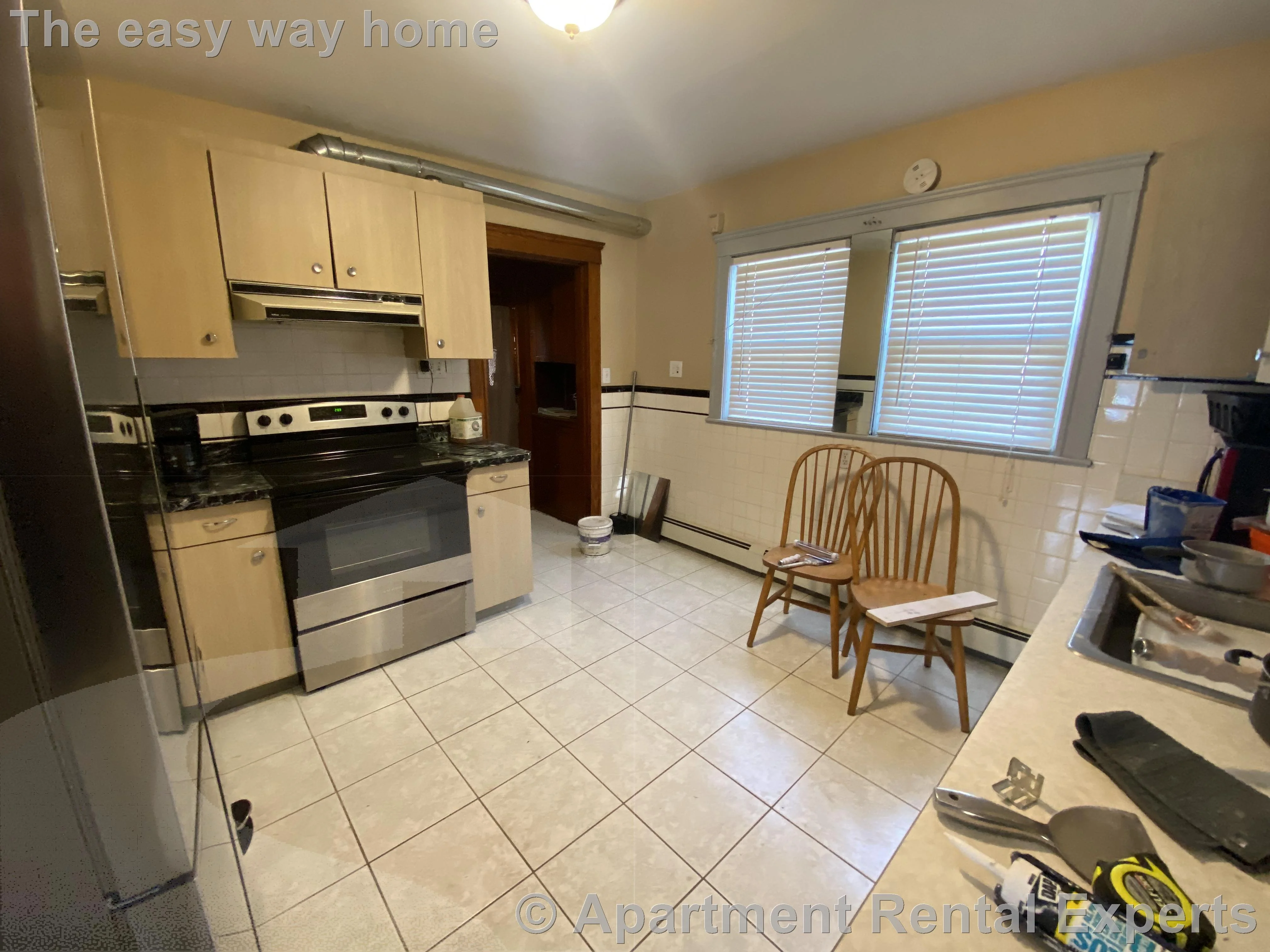 2-4 Goldsmith Ave, Tufts