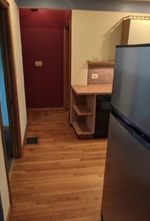 36 West St, West End