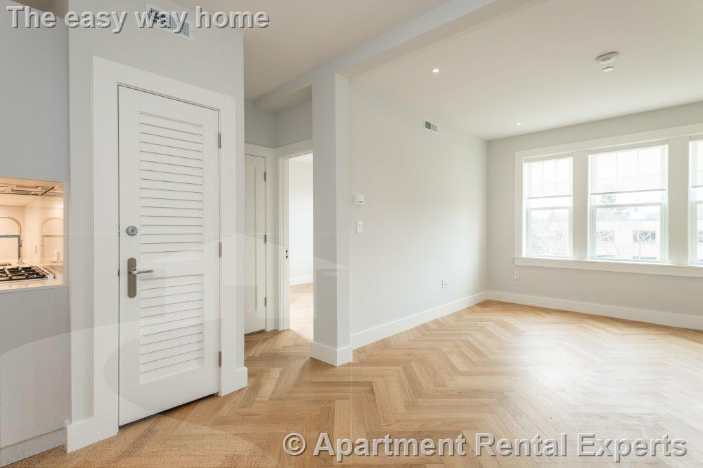 16 Forest St, Porter Square